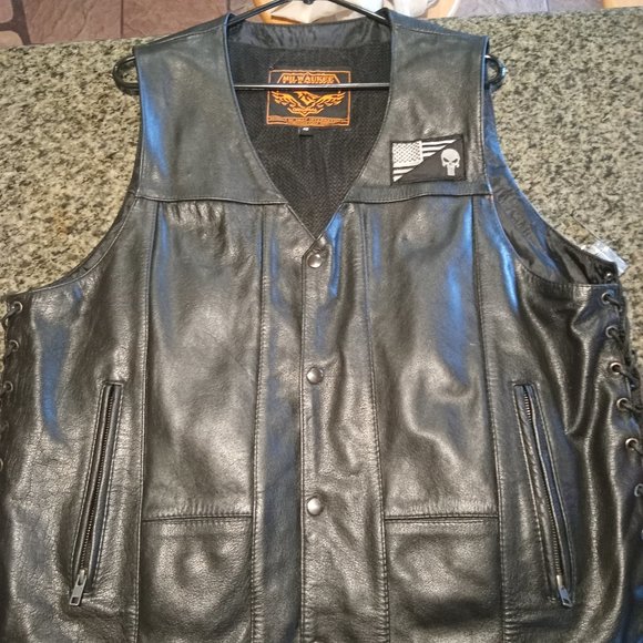 Milwaukee leather Other - Milwaukee Leather Harley Davidson motorcycle leather tactical vest